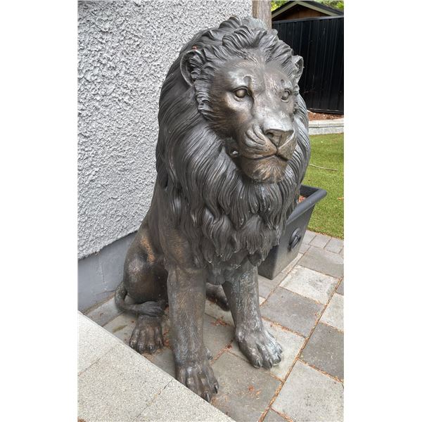 Large Cast Bronze-Finish Seated Guardian Lion Estate Garden Statue Sculpture Right Facing (Approx. 3