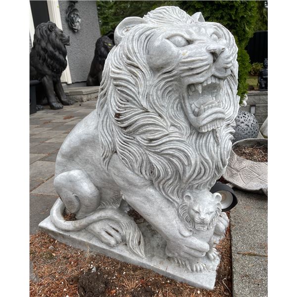 Large Carved White Marble Roaring Guardian Lion with Cub Estate Garden Statue Sculpture Right Facing