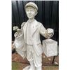 Image 2 : Vintage Golf Caddy Boy with Lantern Garden Statue Sculpture (25x45)