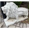 Image 4 : Carved White Marble Roaring Sentinel Lion Estate Garden Statue Sculpture (Approx. 51x17x4)
