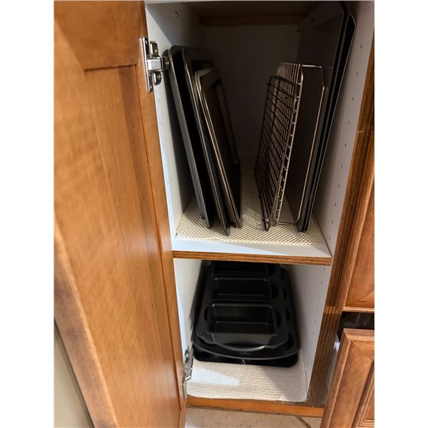 Baking pans