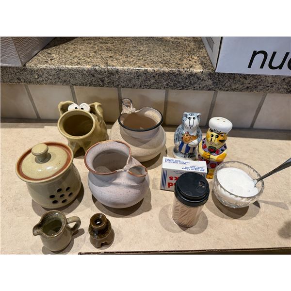 Garlic keeper, sponge holder, salt and pepper, shakers, etc.