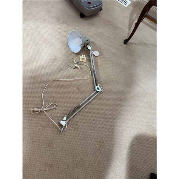 Clamp on lamp