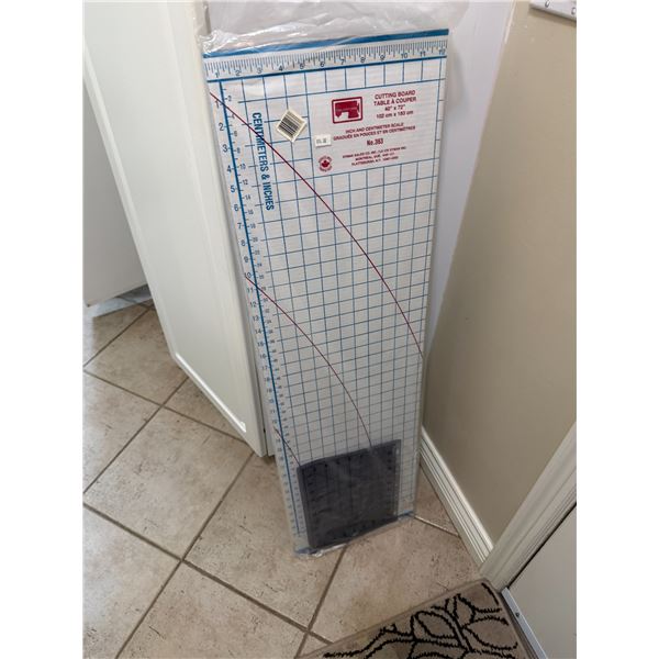 Tabletop cutting board