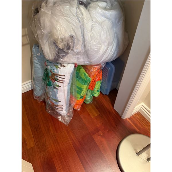 towels, linens, and cushions