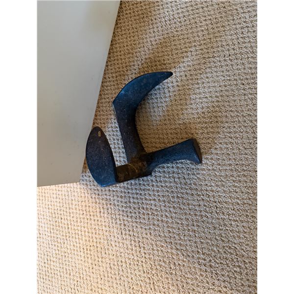 Antique shoe mold