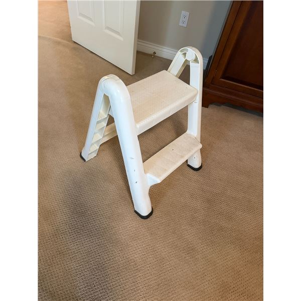 Folding step
