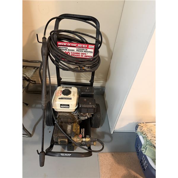 Pressure washer