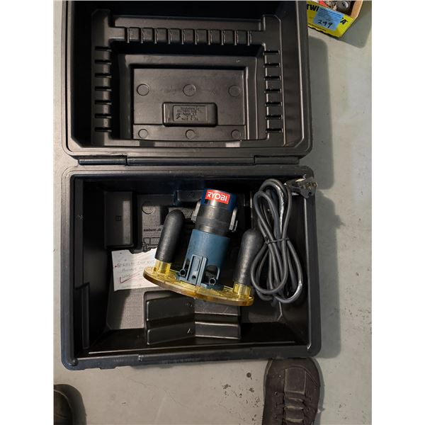 Ryobi plunge router