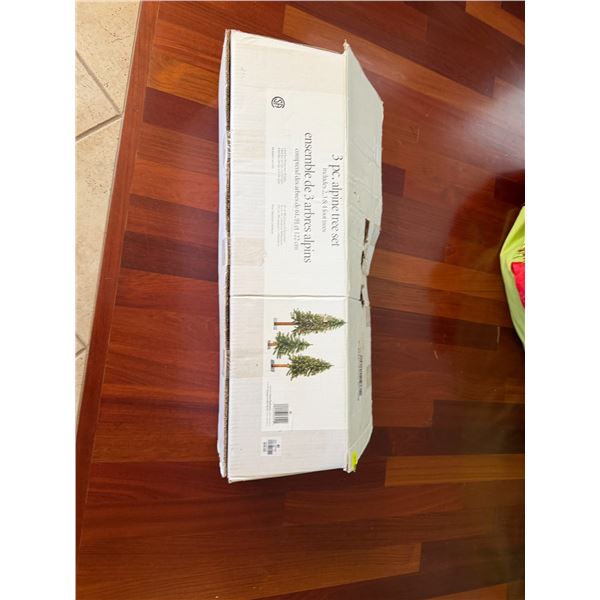 Alpine tree set