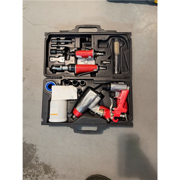 Husky air tool set
