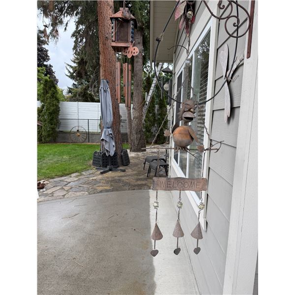 Welcome, decor and wind chime