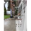 Image 1 : Welcome, decor and wind chime