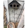 Image 1 : Birdhouse