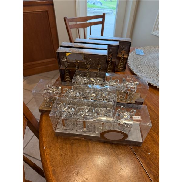 Place card holders