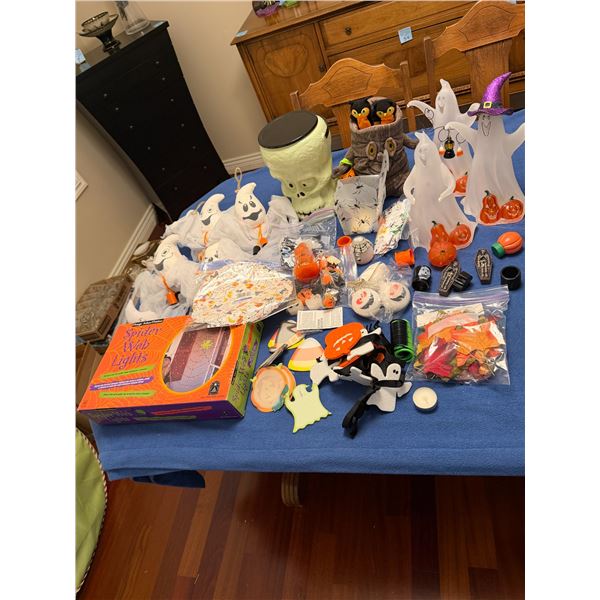 Halloween decor