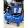 Image 1 : MASTERCRAFT 2 GALLON AIR COMPRESSOR