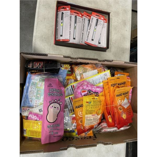 TRAY OF ASSORTED HAND WARMERS AND ALUMINUM POCKET LEVELS