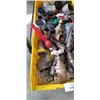 Image 2 : TRAY OF LARGE PIPE FITTINGS AND SHUTOFFS