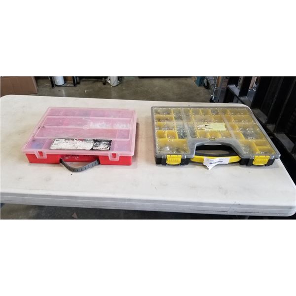 2 PARTS ORGANIZERS WITH ASSORTED CONTENTS