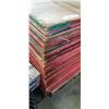 Image 1 : 10 SHEETS OF 46" X 46" PLYWOOD