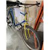 Image 3 : BLUE RALEIGH BIKE