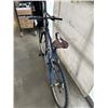 Image 4 : KONA BIKE