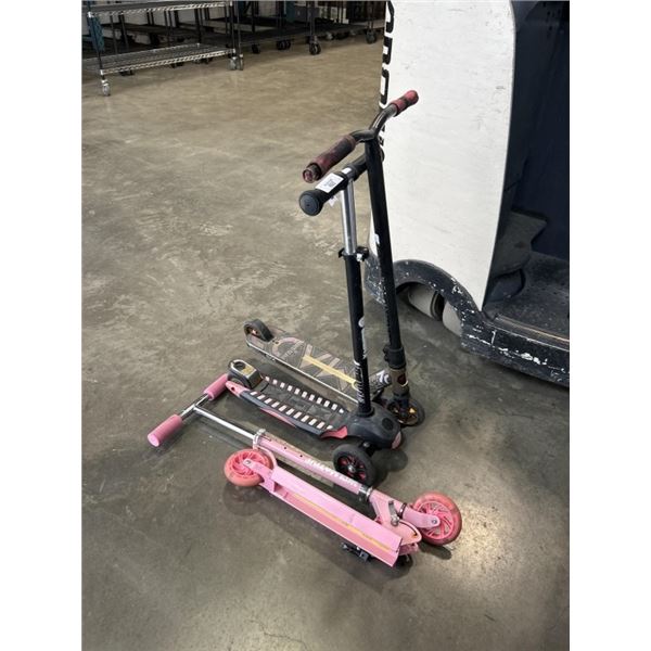 3 SCOOTERS