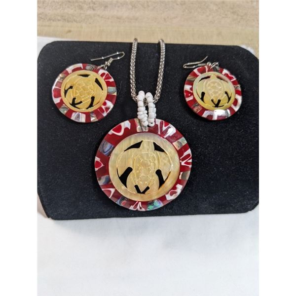 HAND CRAFTED MOTHER OF PEARL PENDANT W/ CHAIN NECKLACE AND MATCHING EARRINGS