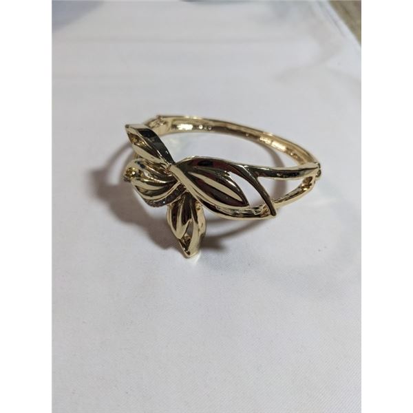GOLD VERMEIL W/ TINY RHINESTONES HINGED BANGLE