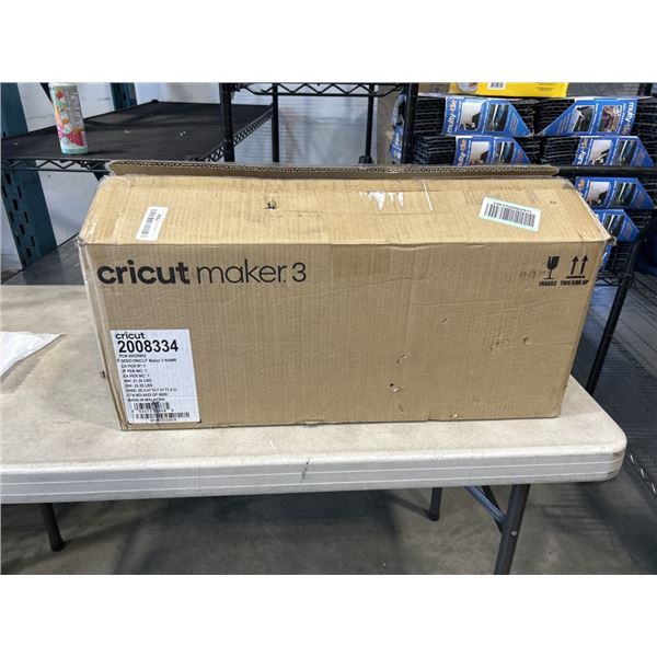 AS NEW CRICUT MAKER 3