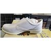 Image 1 : 5 NEW PAIRS OF ASSORTED SIZE SCHOOL SHOES
