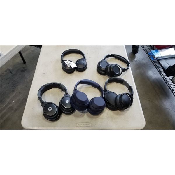 5 PAIRS OF HEADPHONES. 1 FROM ZERO STATIK, 1 FROM RAYCON, 1 FROM BEATS, 1 FROM ONN, 1 FROM HYPERGEAR