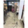 Image 5 : UNIQUE FLOOR LAMP AND WINE RACK