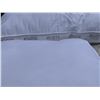 Image 3 : TWO AS NEW PILLOWS ROOTS BRAND