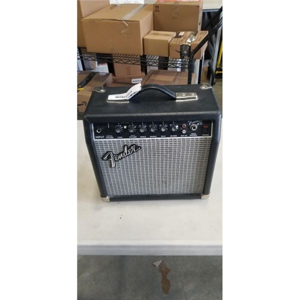 FENDER FRONTMAN 15R AMPLIFIER. WORKING