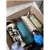 Image 4 : 5 HYDROPEAK AND 4 HYDROFLASK WATER BOTTLES