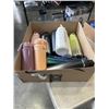 Image 1 : 10 LULULEMON WATER BOTTLES