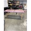 Image 2 : PORTABLE FOLDING MASSAGE TABLE