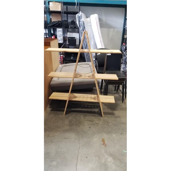3 TEIR SHELVING UNIT