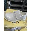 Image 3 : 5 NEW PAIRS OF ASSORTED SIZE SCHOOL SHOES