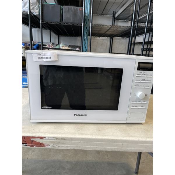 PANASONIC INVERTER MICROWAVE MODEL NN-SD664W