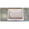 Image 2 : AS NEW MEDIUM CASPER DOG BED