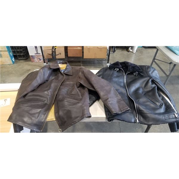 2 MENS LEATHER JACKETS APPROX SIZE L - XL