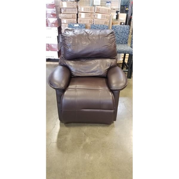 BROWN LEATHER LIFT CHAIR, WORKING
