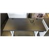 Image 5 : 2 PIECE BESTAR MODULAR OFFICE DESK, HALF LIFT HALF FIXED, 2 DRAWERS FILING STORAGE ADJUSTABLE, TOTAL