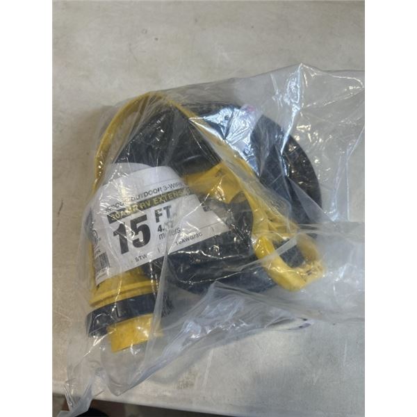 15 FOOT 30 AMP RV EXTENSION CORD. 10AWG/3C