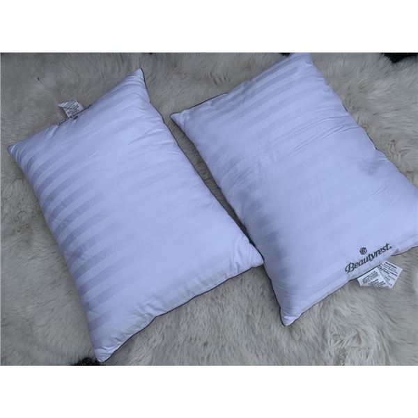 TWO AS NEW PILLOWS BEAUTYREST BRAND