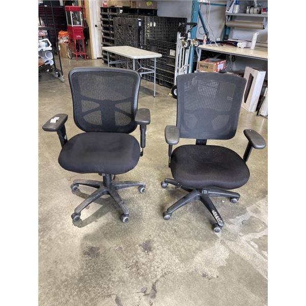 2 BLACK ROLLING OFFICE CHAIRS