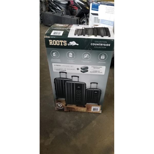 AS NEW ROOTS BLACK 3PC HARDSIDE LUGGAGE SET - RETAIL $269
